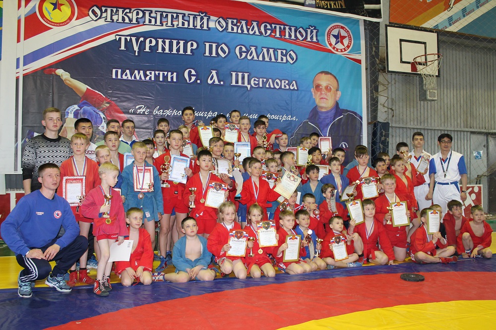 Более 130 юных сахалинских самбистов приняли участие в областном турнире памяти Сергея Щеглова