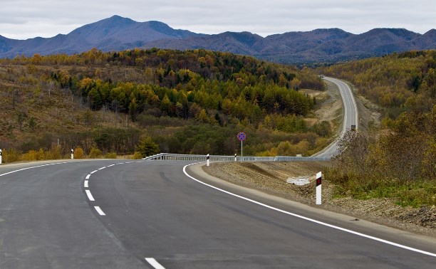 На содержание дорог Охинского района уйдет более 18,5 млн рублей