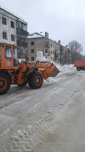 Почти 40 тысяч кубометров снега вывезли с улиц Охи