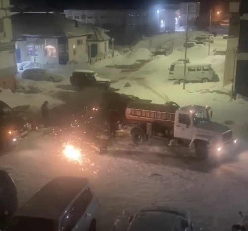 В 7 микрорайоне жители некоторых домов весь день ждут возвращения тепла