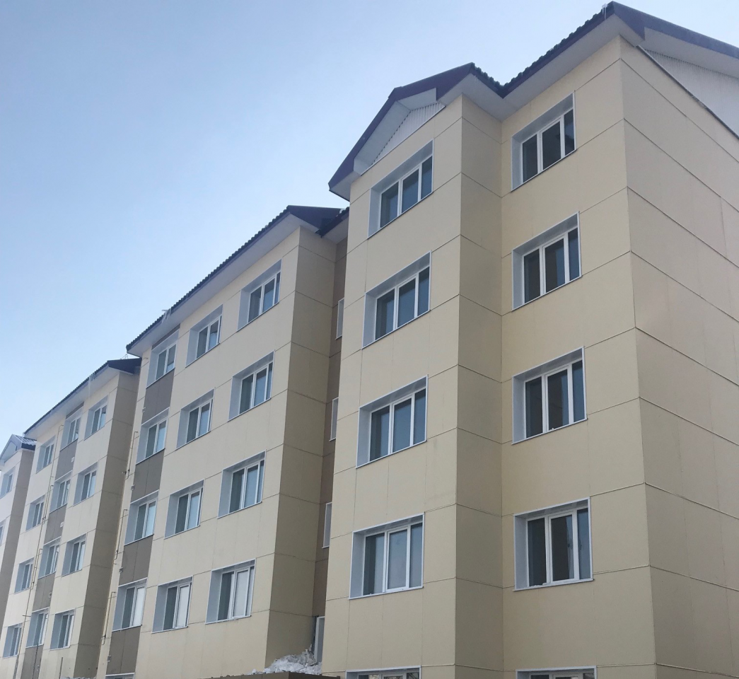 С начала года уже более одной тысячи сахалинцев получили новые квартиры по программе переселения из ветхого и аварийного жилфонда