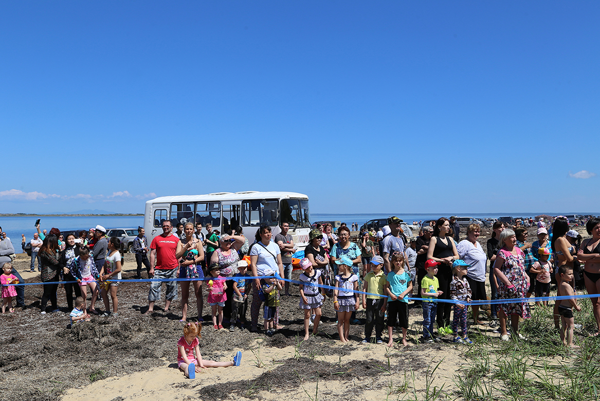 На берегу залива Помрь в районе с. Некрасовка состоялся традиционный праздник День рыбака