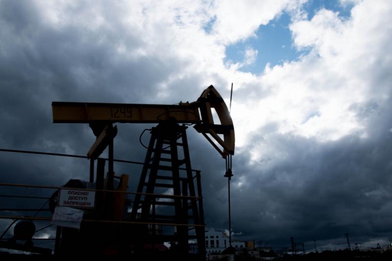 В Ногликском районе из-за прорыва трубопровода произошла крупная утечка нефти