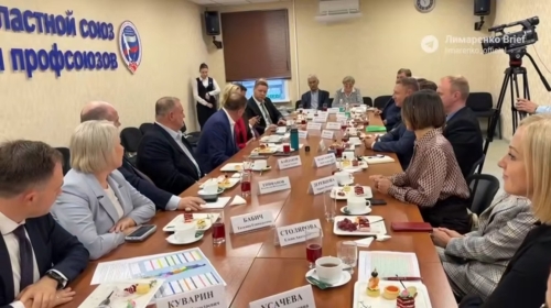 Губернатору сообщили о проблемах с выплатой зарплаты работникам ЖКХ в Охе