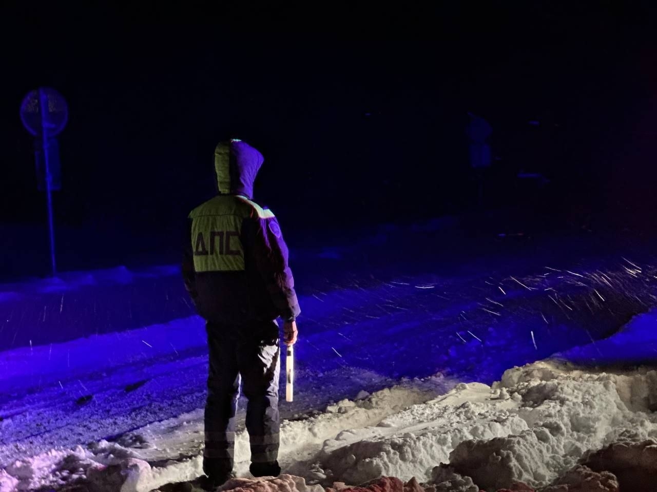 На автодороге Ноглики — Оха ограничено движение из-за метели