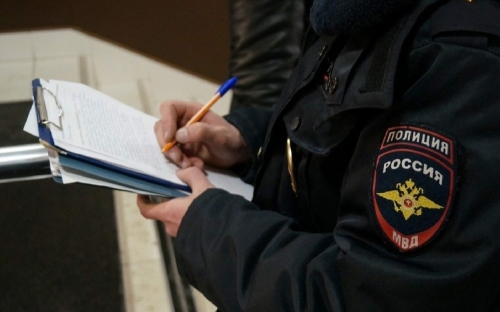 В Охе задержан мужчина, вырвавший у женщины конверт с деньгами