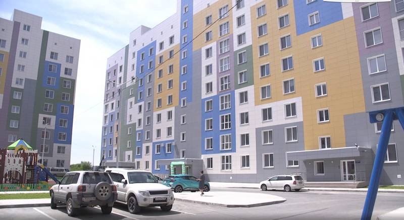 44 семьи из Охинского района получили современные квартиры на юге Сахалина