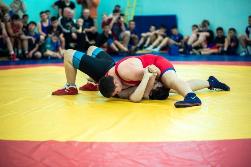 В Охе пройдет региональный турнир по греко-римской борьбе памяти Михаила Ипатенкова