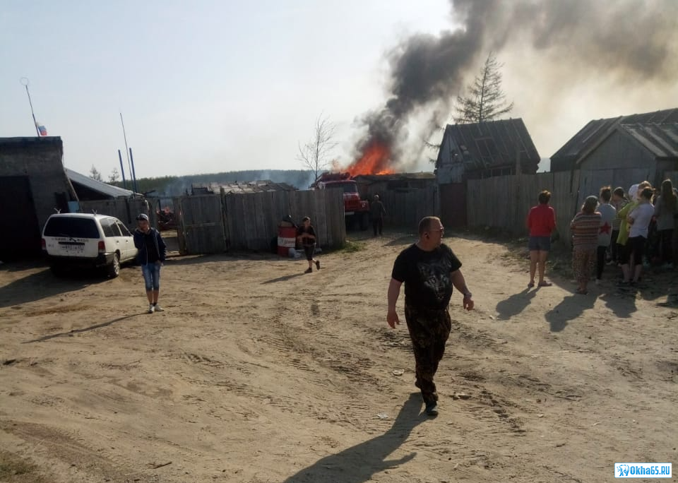 В посёлке Тунгор в результате пожара пострадали хозпостройки (ОБНОВЛЕНО)