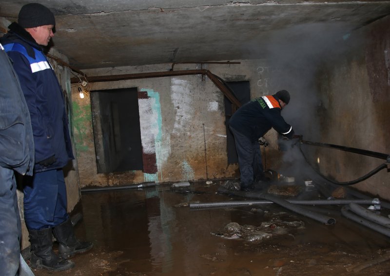 МЧС: Коммунальщики планируют восстановить теплоснабжение в Охе 22 декабря