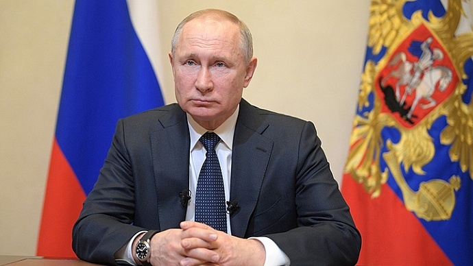 Путин объявил нерабочими все дни до конца апреля
