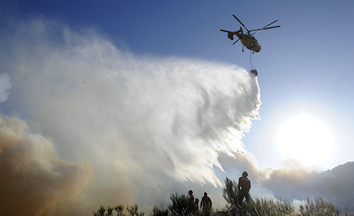 На севере Сахалина разворачивают борьбу с первым в этом году крупным лесным пожаром