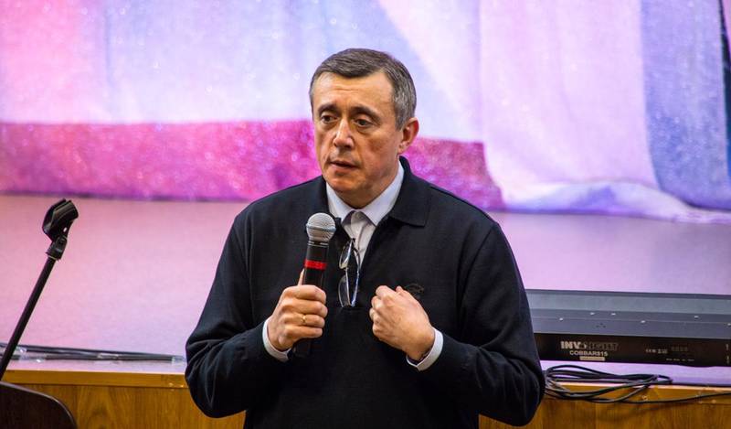 Врио губернатора Сахалинской области провел большую встречу с жителями Охинского района