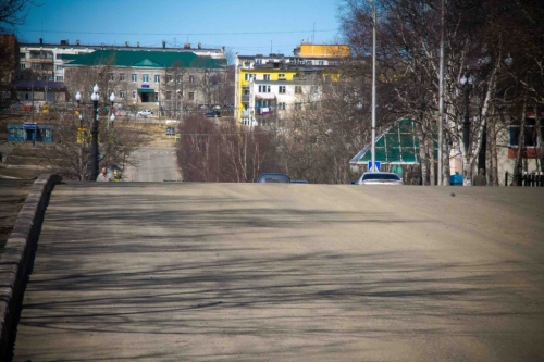 Охинцы проголосовали за создание линейного парка на улице Советской