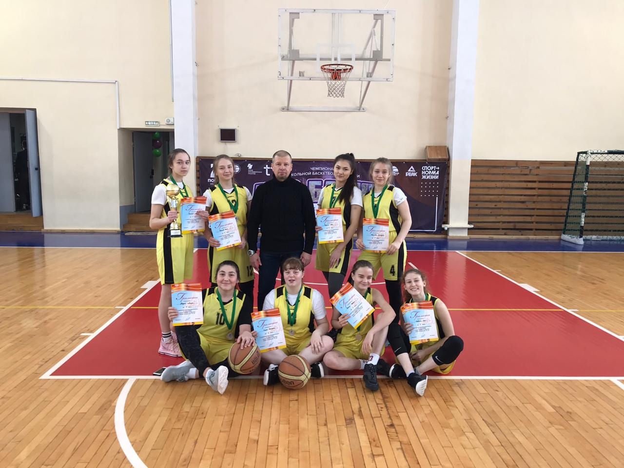 Охинские спортсменки заняли второе место на Первенстве Сахалинской области по баскетболу