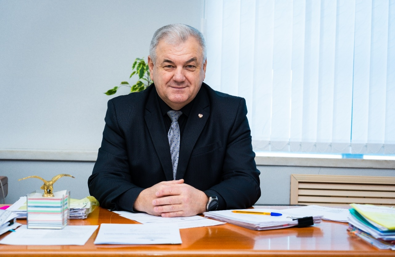 Губернатор Сахалинской области требует отставки Сергея Гусева