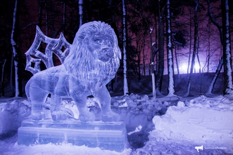 К 10 декабря городскую площадь Охи украсят ледовые фигуры