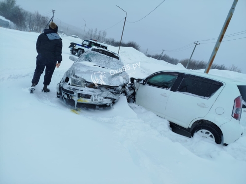 В Охе водитель иномарки скрылся с места ДТП