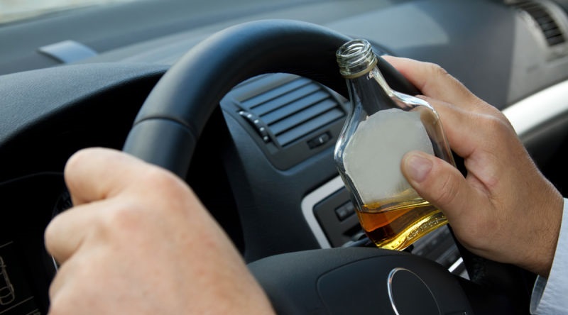 Охинца, лишённого водительских прав, повторно поймали пьяным за рулём