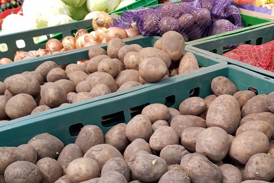 За неделю в охинских магазинах подскочили в цене картофель и говядина