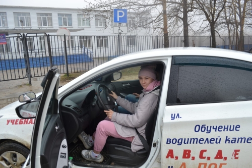 Сотрудники ДОСААФ организовали автопраздник для воспитанников некрасовской школы-интерната