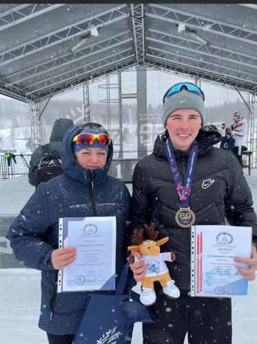 Охинец Данил Нечипоренко стал победителем всероссийских соревнований по лыжным гонкам