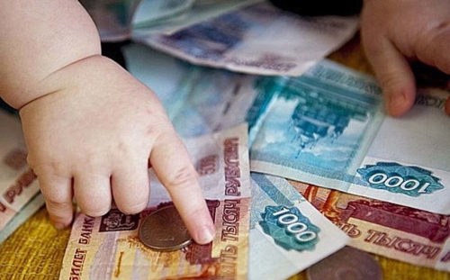 В Госдуме предложили выплачивать пособие на ребенка вплоть до его 18-летия