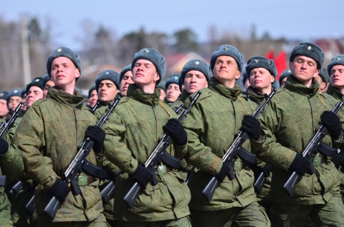 Краснодарское высшее военное училище предлагает охинским выпускникам получить востребованную военную специальность