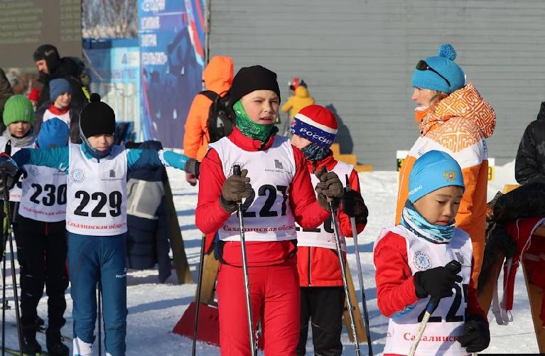 Охинские лыжники взяли награды региональных соревнований