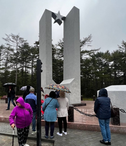 Памятник с именами охинцев, павших в годы ВОВ, могут перенести из парка к Вечному огню
