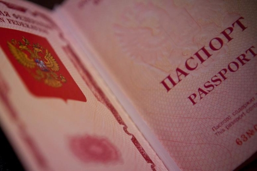 У российских срочников планируют изымать загранпаспорта