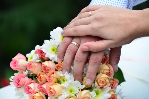 Любви все возрасты покорны: охинцы активно вступают в брак после 50 лет