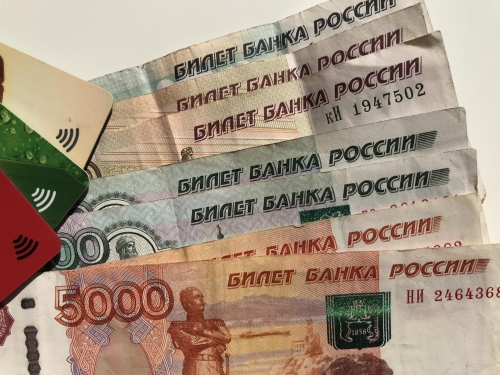 С 1 июня у некоторых россиян в два раза увеличится фиксированная часть пенсии