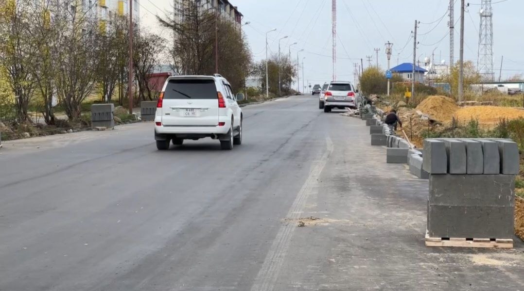 В Охе завершается долгожданный ремонт улицы Никитюка