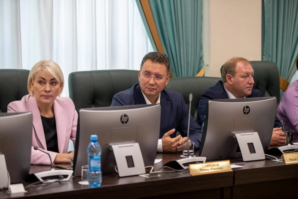 Облдума под председательством Елены Касьяновой приняла 96 законов за четыре месяца
